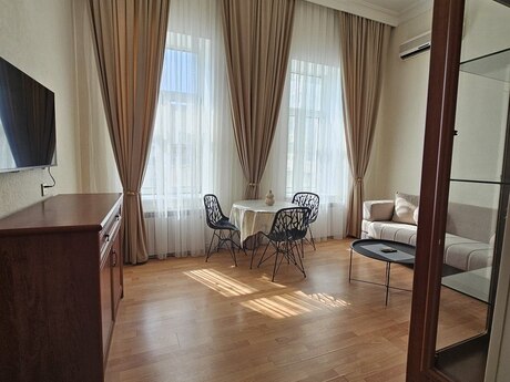 Аренда: 2-комнатная квартира, 50 м², İçəri Şəhər: 60 ₼/мес 5