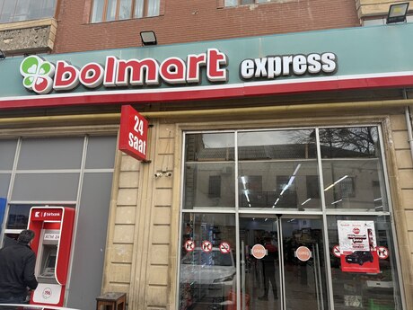 Satılır obyekt 96.6 m², Nizami m.