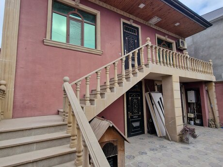 4 otaqlı həyət evi/bağ evi - Zabrat q. - 175 m²