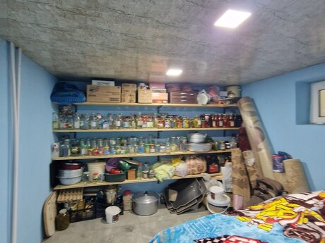 4 otaqlı həyət evi/bağ evi - Zabrat q. - 174 m²