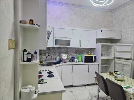 4 otaqlı köhnə tikili - Gənclik m. - 130 m²