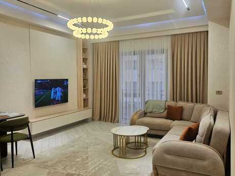 3 otaqlı yeni tikili - Ağ şəhər q. - 110 m²