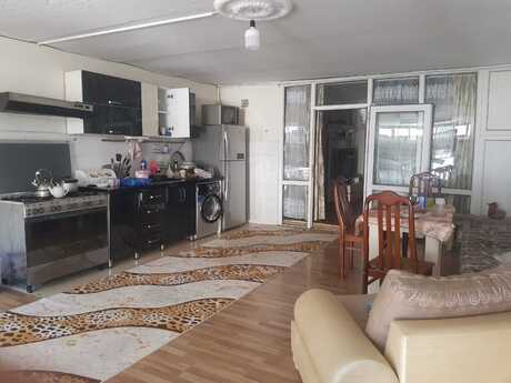 5 otaqlı həyət evi/bağ evi - 20 Yanvar m. - 240 m²