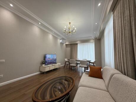 2 otaqlı yeni tikili - Nizami m. - 90 m²