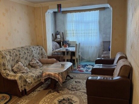 2 otaqlı köhnə tikili - Qara Qarayev m. - 50 m²