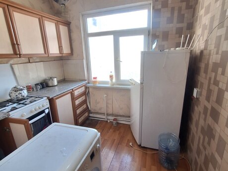 2 otaqlı köhnə tikili - Neftçilər m. - 56 m²