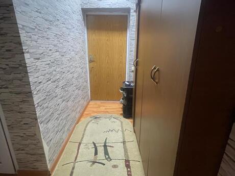 Satlr 2 otaql khn tikili 42.8 m, Qara Qarayev m.