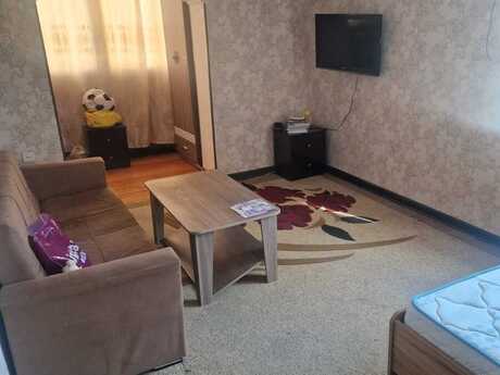 1-комн. вторичка - м. Иншаатчылар - 40 м²