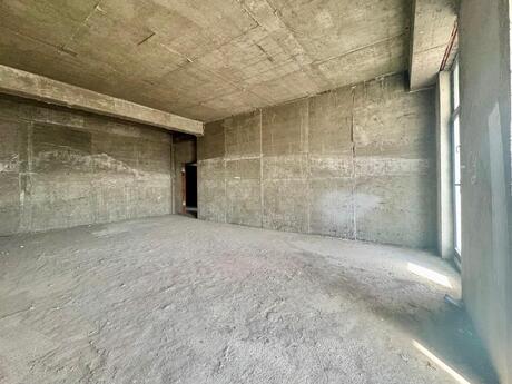 5 otaqlı yeni tikili - 28 May m. - 295 m²