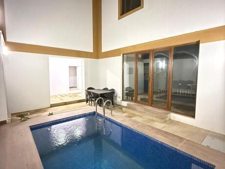 4 otaqlı həyət evi/bağ evi - Şüvəlan q. - 150 m²