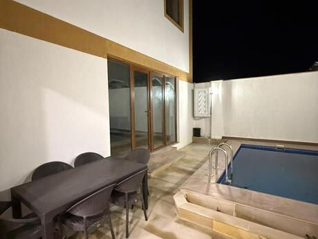4 otaqlı həyət evi/bağ evi - Şüvəlan q. - 150 m²