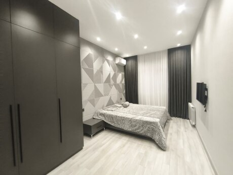 3 otaqlı yeni tikili - Ağ şəhər q. - 110 m²