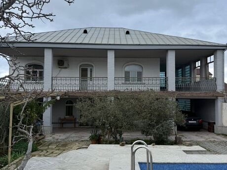 7 otaqlı həyət evi/bağ evi - Bilgəh q. - 350 m²