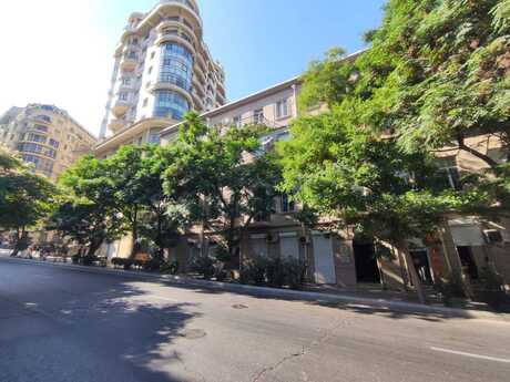 Elan №5931847 - Bakı, İçəri Şəhər m., 2 otaqlı, 65 m², 3/4 mərtəbə