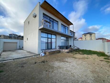 5 otaqlı həyət evi/bağ evi - Səbail r. - 190 m²