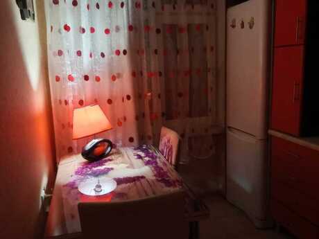 2 otaqlı köhnə tikili - Elmlər Akademiyası m. - 59.9 m²
