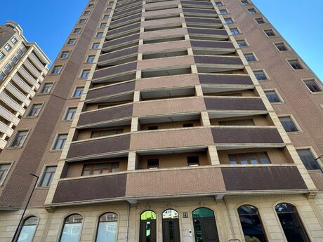 Elan №5932002 - Bakı, 28 May m., 3 otaqlı, 107.6 m², 12/15 mərtəbə