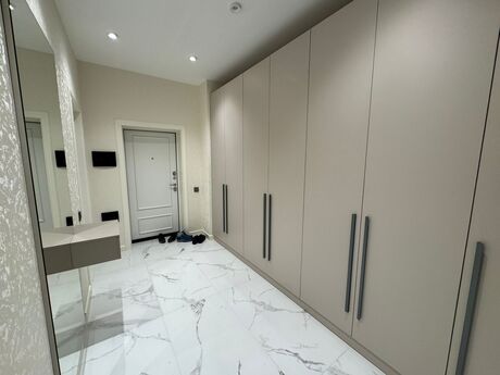 3 otaqlı yeni tikili - 28 May m. - 107.6 m²