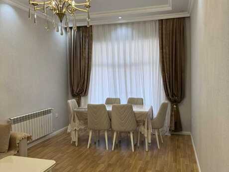 4 otaqlı həyət evi/bağ evi - Xətai r. - 130 m²