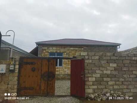 Satılır 3 otaqlı həyət evi/bağ evi 65 m², Buzovna q.