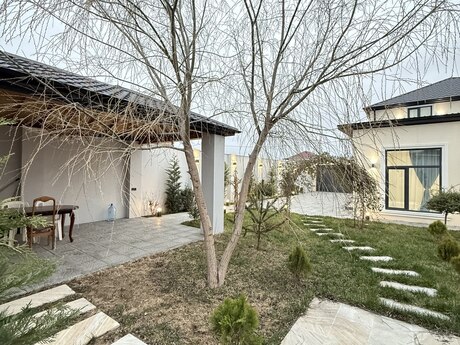 4 otaqlı həyət evi/bağ evi - Mərdəkan q. - 150 m²