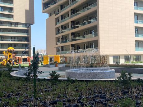 4 otaqlı yeni tikili - 8 Noyabr m. - 179 m²