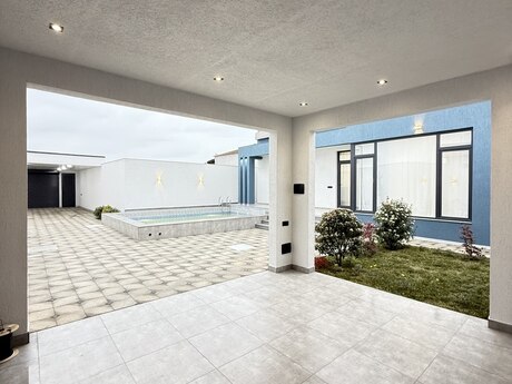 4 otaqlı həyət evi/bağ evi - Şüvəlan q. - 160 m²