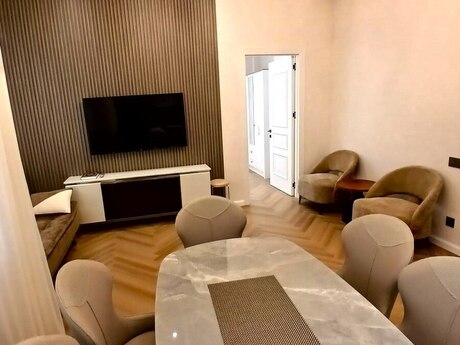 Объявление №5932597 - Баку, м. 20 января, 3-комн., 75 м², 2/18 этаж