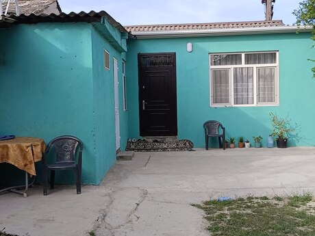 Satılır 5 otaqlı həyət evi/bağ evi 120 m², Bakıxanov q.