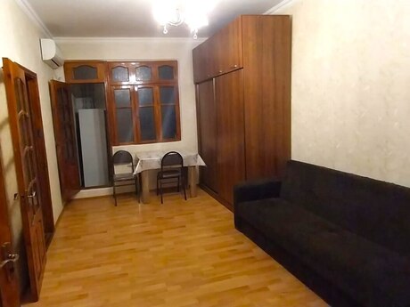 1 otaqlı köhnə tikili - Memar Əcəmi m. - 35 m²