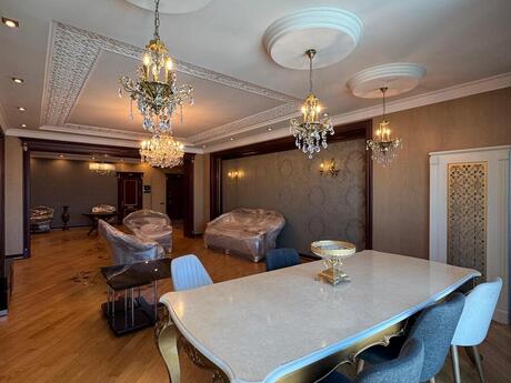 Kirayə 3 otaqlı mənzil, 220 m², Şah İsmayıl Xətai: 1 700 ₼/ay 4
