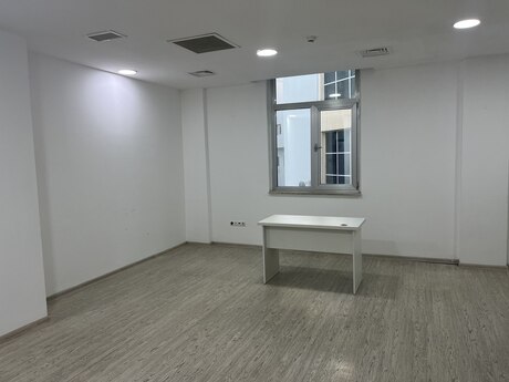 1 otaqlı ofis - Nəriman Nərimanov m. - 40 m²