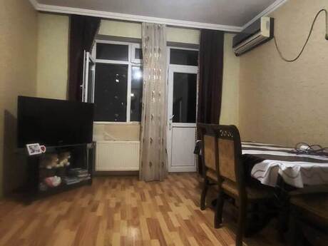 Satılır 2 otaqlı yeni tikili 76 m², Nizami r.