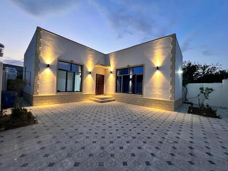 Satılır 4 otaqlı həyət evi/bağ evi 130 m², Buzovna q.