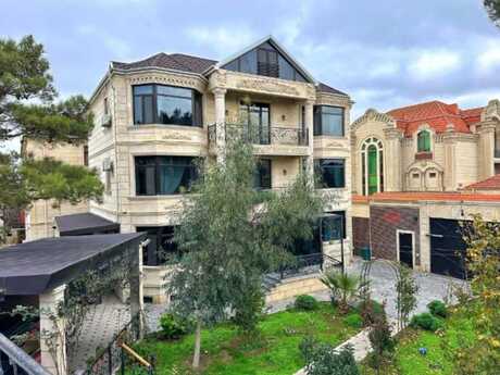8 otaqlı həyət evi/bağ evi - Bakıxanov q. - 800 m²