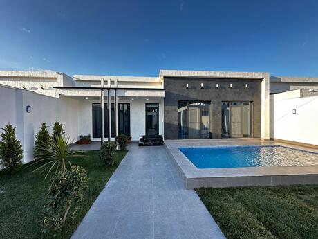 4 otaqlı həyət evi/bağ evi - Mərdəkan q. - 150 m²
