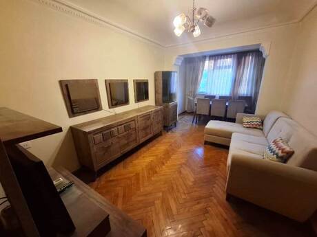 3-комн. вторичка - м. Низами - 75 м²