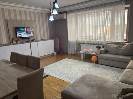 5 otaqlı köhnə tikili - Memar Əcəmi m. - 150 m²