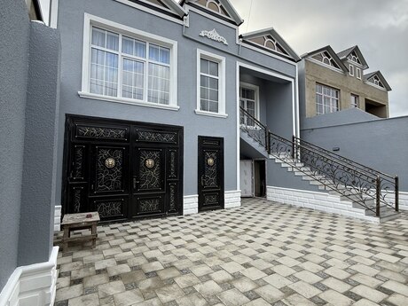 8 otaqlı həyət evi/bağ evi - Sabunçu r. - 200 m²