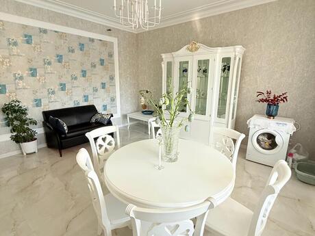 6 otaqlı həyət evi/bağ evi - Nardaran q. - 300 m²