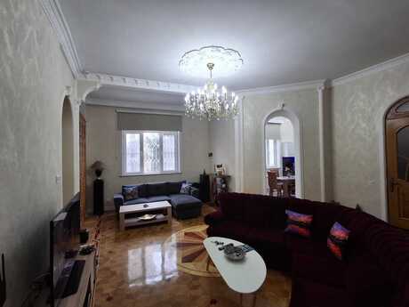 5 otaqlı köhnə tikili - Sahil m. - 150 m²