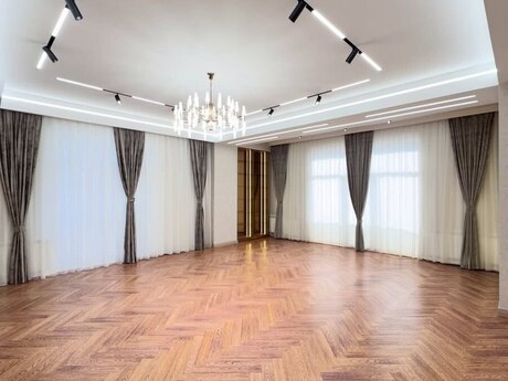 4 otaqlı yeni tikili - 28 May m. - 195 m²