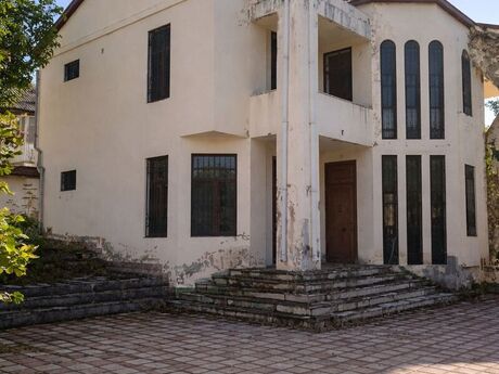 7 otaqlı həyət evi/bağ evi - Şamaxı - 400 m²