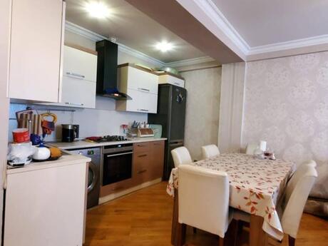 2 otaqlı yeni tikili - İnşaatçılar m. - 55 m²