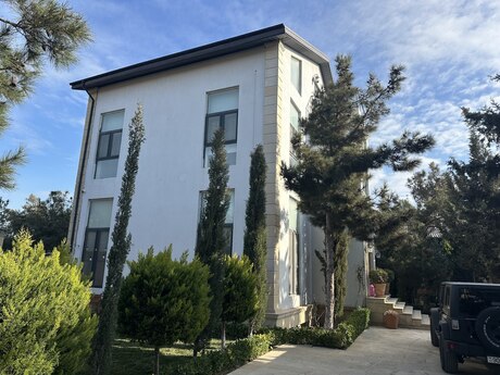 6 otaqlı həyət evi/bağ evi - Şağan q. - 375.6 m²