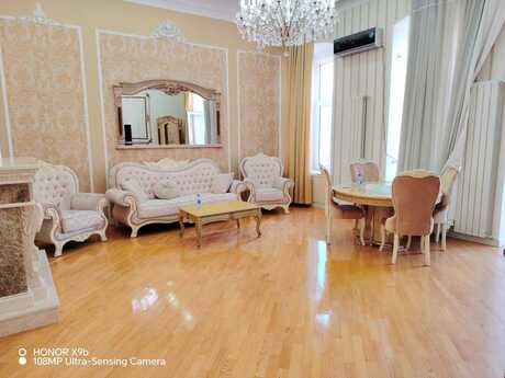 3 otaqlı köhnə tikili - Sahil m. - 100.5 m²
