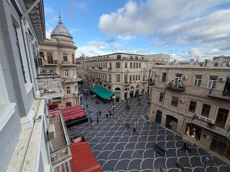 4 otaqlı köhnə tikili - Sahil m. - 160 m²