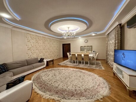 Объявление №5934572 - Баку, м. Мемар Аджеми, 3-комн., 160 м², 11/14 этаж