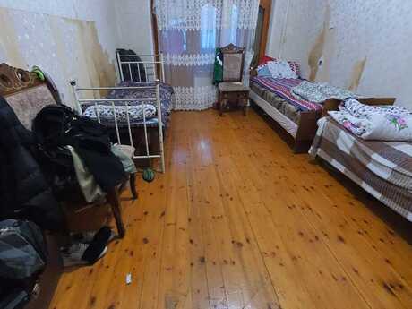 3 otaqlı köhnə tikili - Neftçilər m. - 70 m²