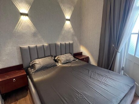 3 otaqlı köhnə tikili - Nəriman Nərimanov m. - 80 m²
